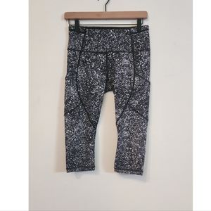 Lululemon Cropped Leggings